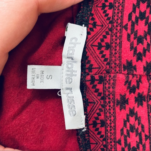 ✨Charlotte Rousse✨ patterned mini skirt - Picture 3 of 3